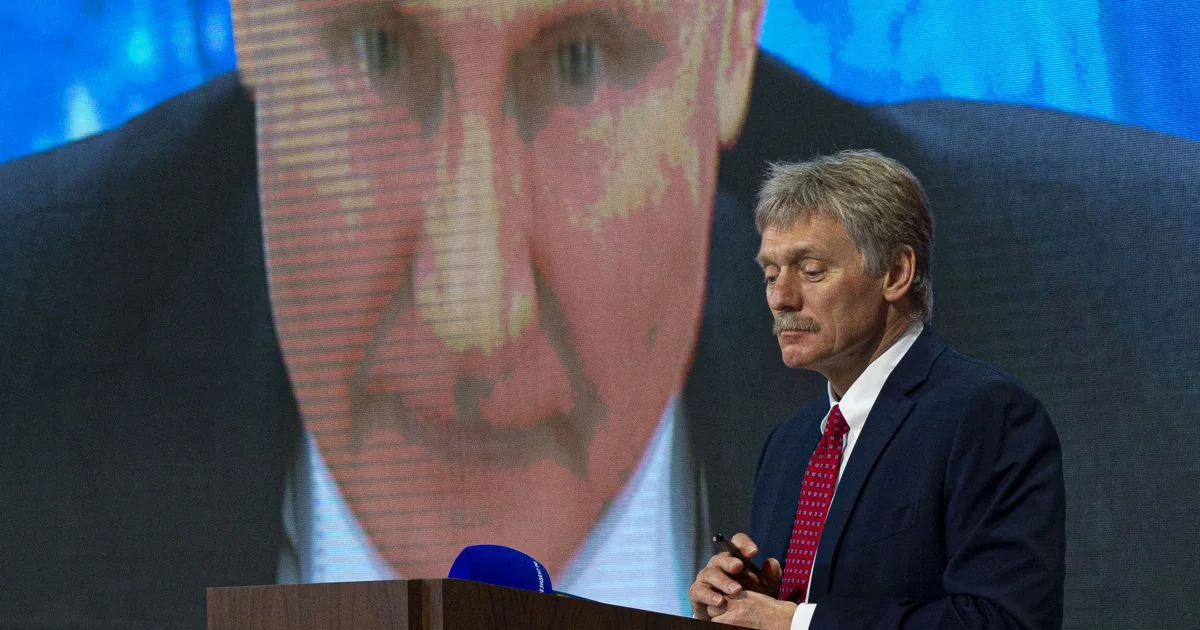 Юрій Ушаков, помічник Путіна, висуває ультиматум Києву за трибуною