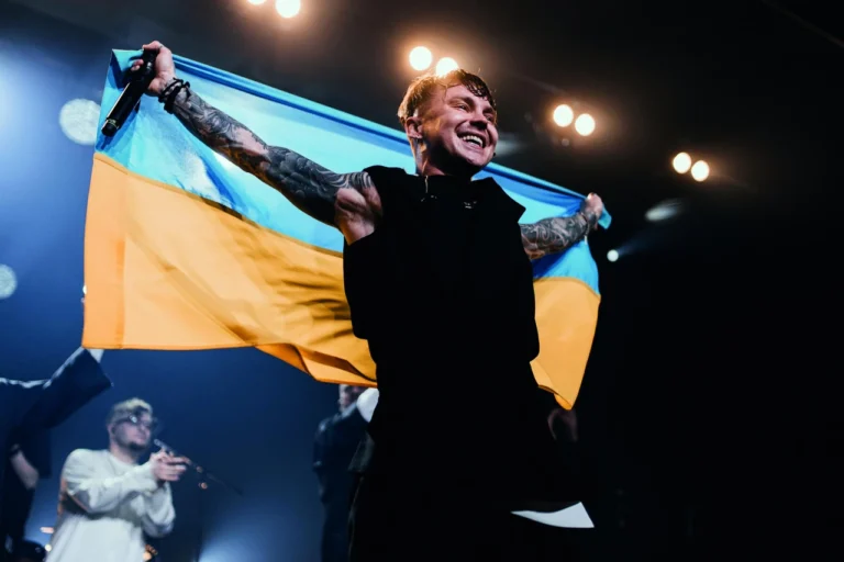Артем Пивоваров пісні: хроніка хітів, поезії та сценічної магії