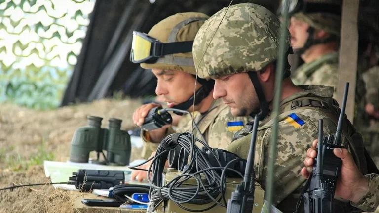День зв’язківця: коли свято і чому саме 8 серпня