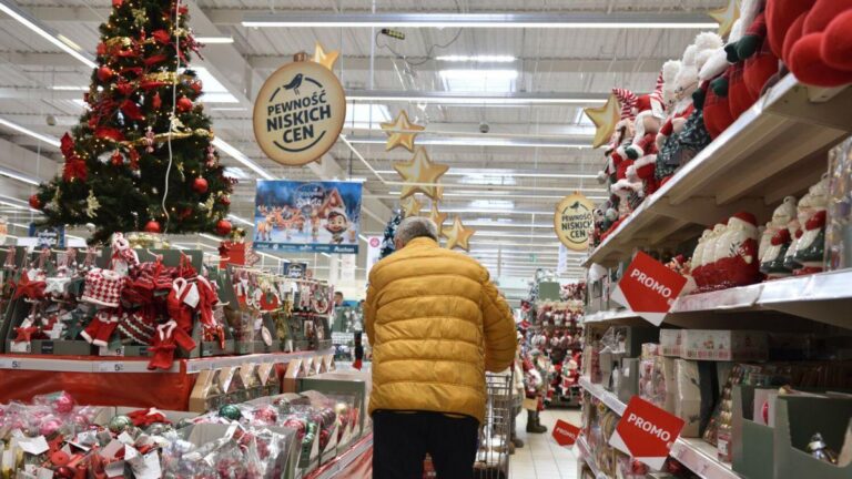 Як працюють магазини в Польщі в грудні