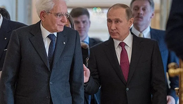 Володимир Путін і президент Італії Серджо Маттарелла під час зустрічі