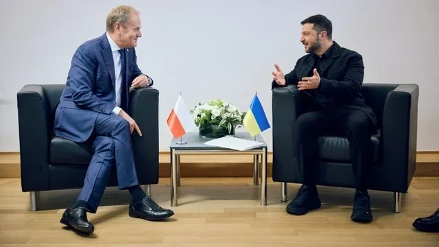 Президент Украины Владимир Зеленский и премьер-министр Польши Дональд Туск во время встречи