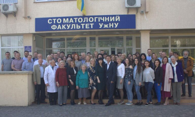 Скільки коштує навчання на стоматолога в Україні в 2026 році