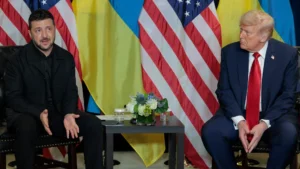 Дональд Трамп і Володимир Зеленський під час переговорів щодо миру з Росією