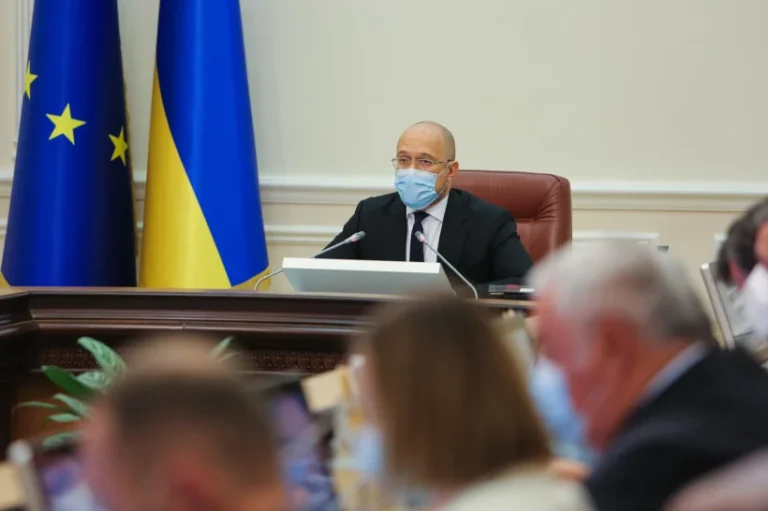 Духовний гімн України: Рада розгляне “Молитву за Україну”