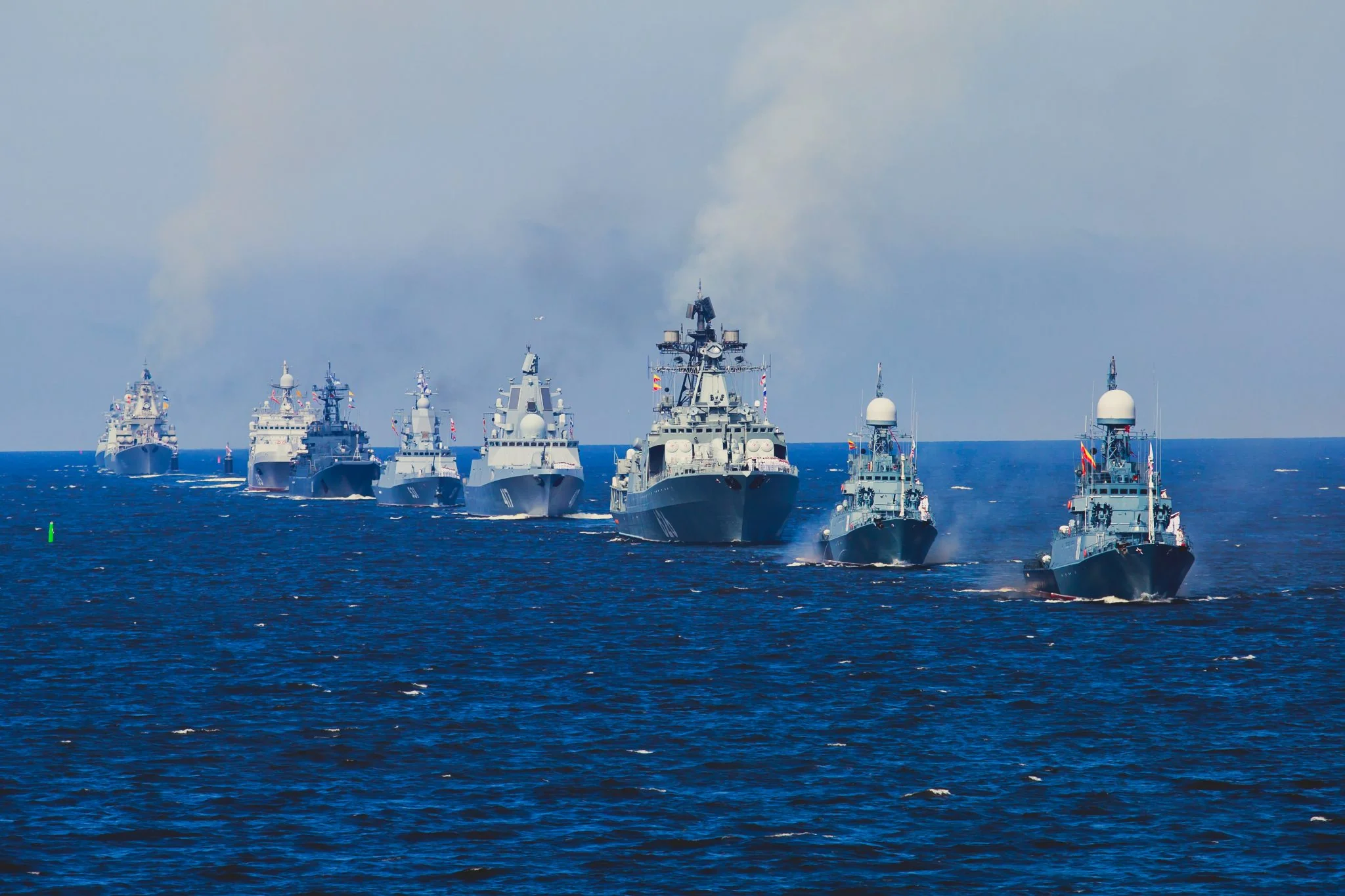 Военные корабли Китая и России во время учений Морское взаимодействие-2026 в Желтом море