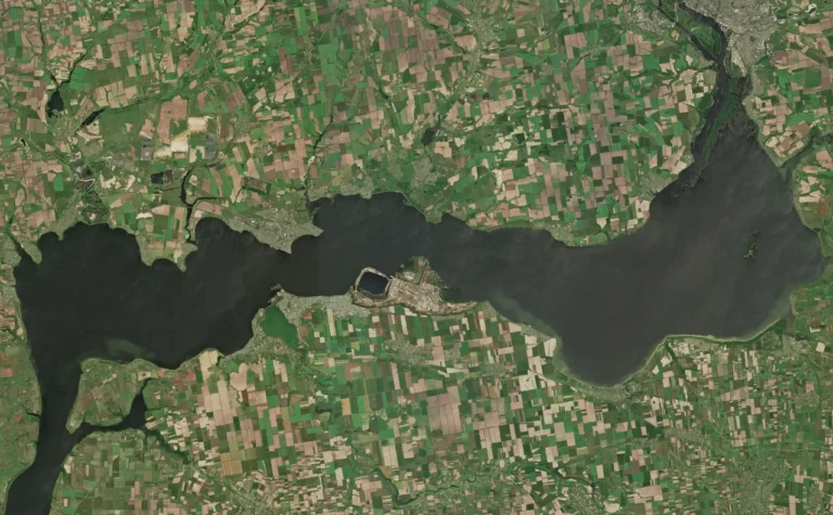 Печенізьке водосховище на карті України