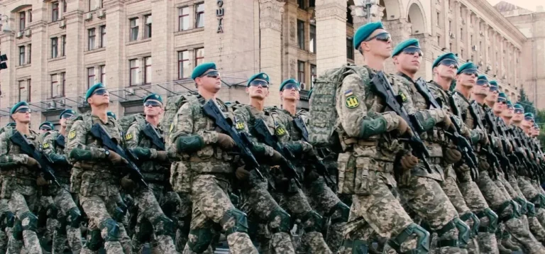 Привітання з Днем морської піхоти України: щирі слова для героїв моря і суші