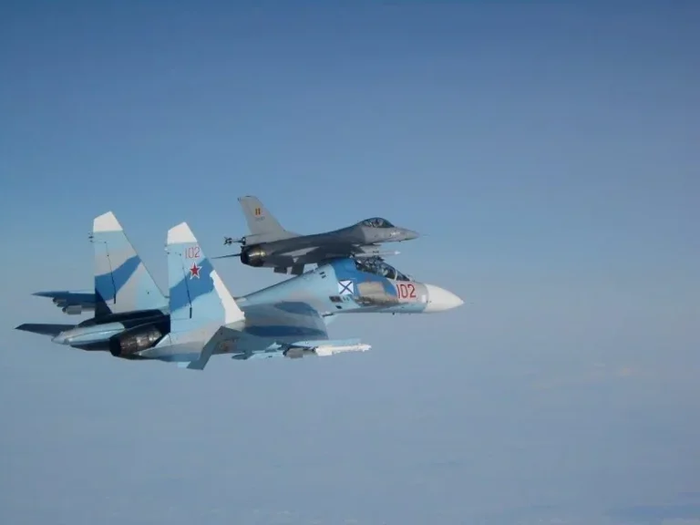 Російські Су-30 перехопили над Балтикою під час навчань Польщі