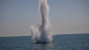 Знищення морського дрона вибухом у Чорному морі Румунією
