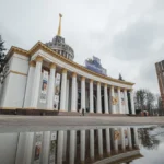 Серп і молот на ВДНГ: переосмислення замість демонтажу