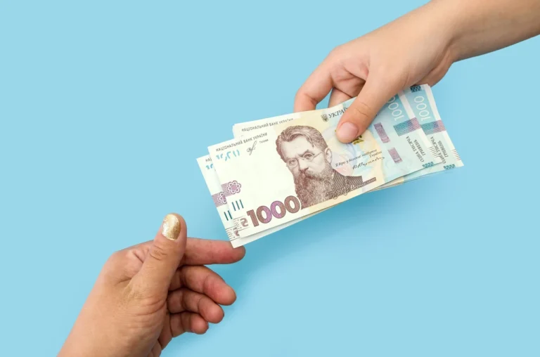 Мінімалка в Україні 2026: розмір, розрахунки «на руки» та все, що потрібно знати працівникам і роботодавцям