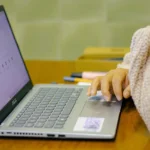 Чи повинен учень вмикати камеру на онлайн-уроці